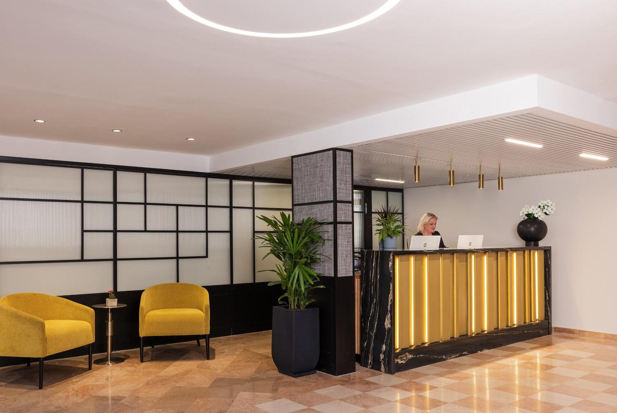 Caesar Premier Jerusalem Hotel Bagian luar foto
