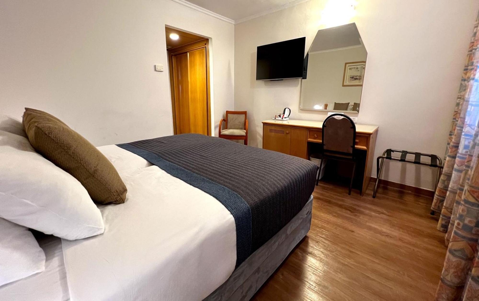 Caesar Premier Jerusalem Hotel Bagian luar foto